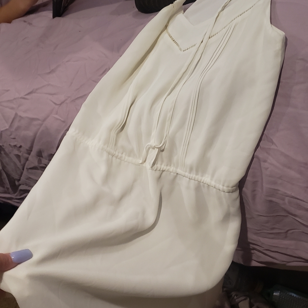 Cute white dress sz Small
